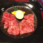 Yakiniku Kanshokubou Dandan - 肉