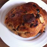 ムッシュ・ソレイユ - キャベツとアンチョビのパン