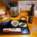 銀の舞 - 銀の舞豚丼ミックス Aランチ ＆ ビール
