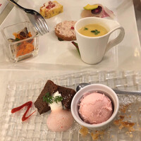 アマルフィイ・モデルナ - 