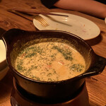 ツバメ フード - クリームアヒージョ