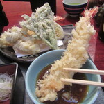 嘉一 - 文字通りの大きな海老天