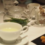 ピアッティ カステリーナ - 