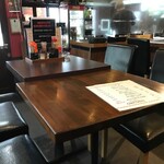 鉄板居酒屋 タロジロ - 店内