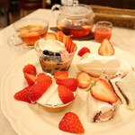 Afternoon Tea TEAROOM - 苺3倍♡Happy Strawberry's Day　苺のアフタヌーンティーセット