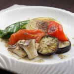 Ajian Izakaya Jalan Baru - グリル野菜のアンチョビバターソース