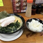 横浜ラーメン 湘家 - 料理
