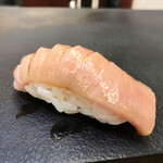 兄弟寿し - 佐渡 めじまぐろ90kg 中トロ(握り)