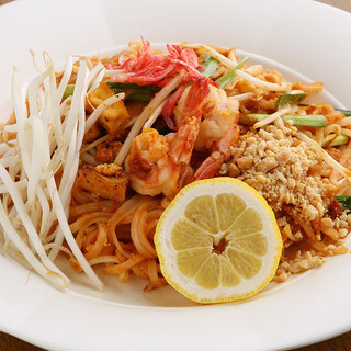 ランチタイム(スープ・フリードリンク付き)