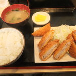 鷲の食卓 - ひれかつ定食　８０円　【　２０１２年４月　】