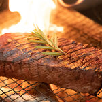 熟成肉と生モッツァレラ 肉バルイタリアン 肉タリア 三宮