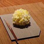 ゼンカフェ - ①上生菓子(¥600)～つくね芋のきんとん"白雪"～