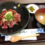Teppanyaki Tarou - あか牛ステーキ丼セット1650円