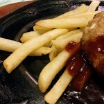 レストランオオタニ - ポテトもたっぷり。