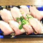 ディオ - スパイス香る合鴨にぎり (税抜)198円→159円 ※開封後(2020.02.25)