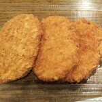 ディオ - 牛コロッケ (税抜)139円→111円 ※開封後(2020.02.25)