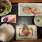 Fukunohana - お刺身とひな鳥の塩焼き定食