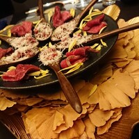 煌 焼肉 - ユッケ