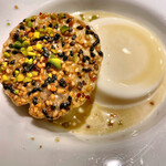 Les deux - ブラン・マンジェ　セイロンティーのアイス添え