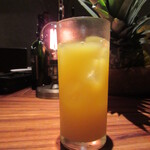 ボルベール - フリードリンクのオレンジブロッサム(ジン+オレンジ)