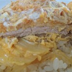 三好弥 - 三好弥　カツ丼断面