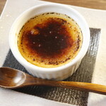 Rich creme brûlée