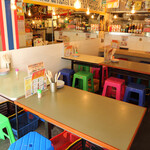 カオマンガイ - 内観