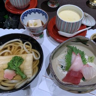 名古屋でおすすめの美味しいうどんすきをご紹介 食べログ