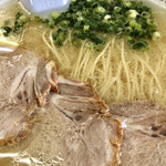 双喜紋 - 超〜コッテリのニンニク入り辛味なし
      のアップ