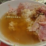 Sakanatosakehanatareshimbashiten - 出汁茶で別料理に