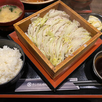 豚しゃぶ せいろ蒸し 豚匠 なんば邸 - 