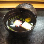 千登利亭 - 吸い物。