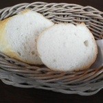 六本木バール・デルソーレ - 201204  ﾊﾞｰﾙ･ﾃﾞﾙ･ｿｰﾚ　ﾊﾟｽﾀﾗﾝﾁ（ﾊﾞｹｯﾄ食べ放題）.jpg