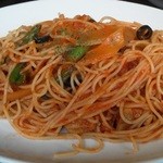 六本木バール・デルソーレ - 201204 ﾊﾞｰﾙ･ﾃﾞﾙ･ｿｰﾚ　ﾊﾟｽﾀﾗﾝﾁ（鶏肉・ｱｽﾊﾟﾗ・ｵﾘｰﾌﾞのﾄﾏﾄｽﾊﾟｹﾞｯﾃｨ（大盛無料））.jpg