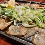 肉盛酒場 とろにく - 