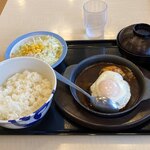 松屋 - エッグビーフハンバーグステーキ定食@850+大盛無料