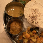 アディカリー - 