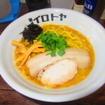 Menya Irotoya - 魚介白湯ラーメン大盛　８００円（税込）【２０２０年２月】