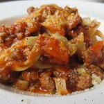 三日月 - 旨みの強いイノシシ肉がいっぱい。