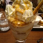 ミルク&パフェ よつ葉ホワイトコージ - 