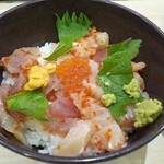 Muten Kurazushi - 旬の海鮮丼