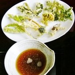 いろり　じねん - 「季節の天ぷら」\300です