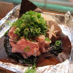 やまき - 薩摩軍鶏の朴葉焼き