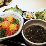 牛刺しと焼肉 仔虎 - 