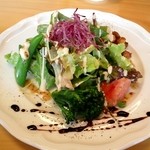FUKUMOTO＆BRAVO - ランチ　季節野菜のサラダミスト　