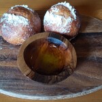 カフェ　ランプ - パンとオリーブオイル