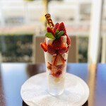 CAFE & DINING WASHOW - 