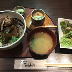 なるみ乃 - 海鮮漬け丼定食＝８８０円 税込