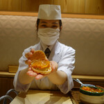 銀座 しのはら - フォアグラとあんぽ柿の最中