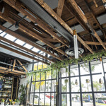 Nolita Hall - 高い天井が気持ち良いです。